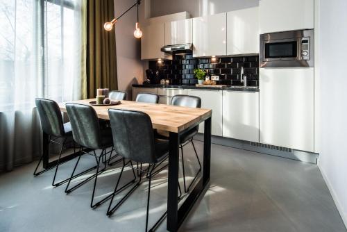 Short Stay Group Eastern Docklands Apartments - image 8