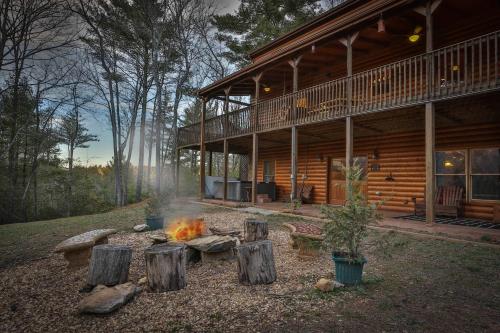 Bearadise Lodge in Morganton, USA