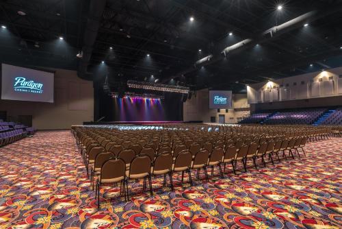 Paragon Casino Resort - 카지노