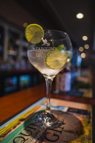 Yiyecek ve İçecekler, Kings Arms in Penzance
