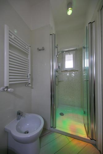 Suites Roma Tiburtina Elegance - image 3