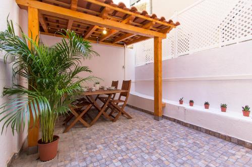

Príncipe Real Terrace by Homing