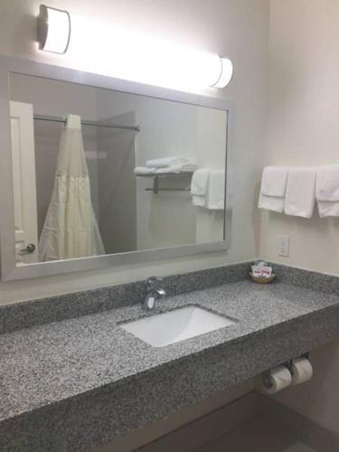 Scottish Inn & Suites - Conroe in Conroe, USA