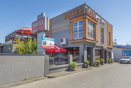 . Hotel Doris