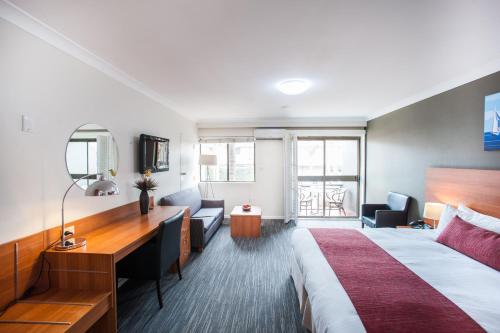 Ramada Hotel & Suites by Wyndham Cabramatta - image 8