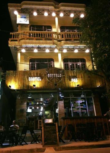 Buffalo Pub and Hostel