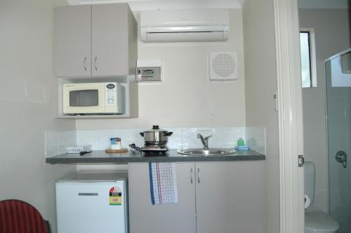 Collie Forest Motel in Collie