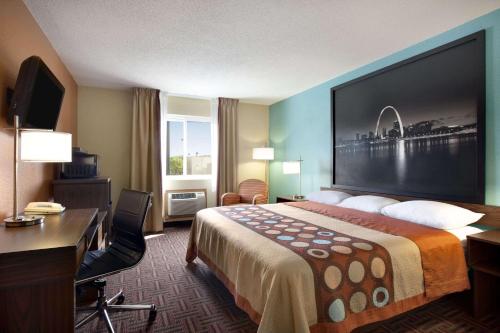 Super 8 by Wyndham Fairview Heights-St. Louis