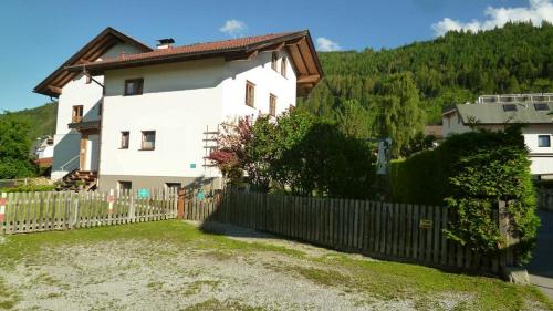 حديقة, Appartement July in آكسامس