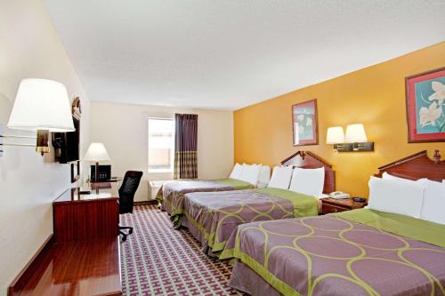 Super 8 By Wyndham Forrest City – Forrest City, AR