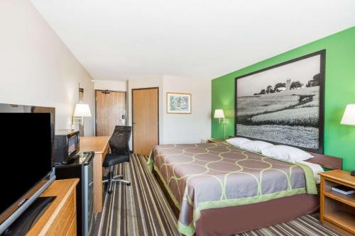 Super 8 by Wyndham Sioux City South - image 8