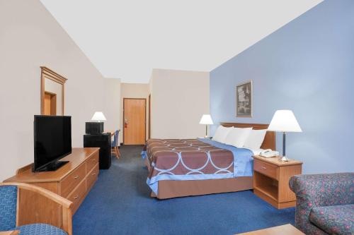 Super 8 by Wyndham Cobleskill NY in Cobleskill, USA