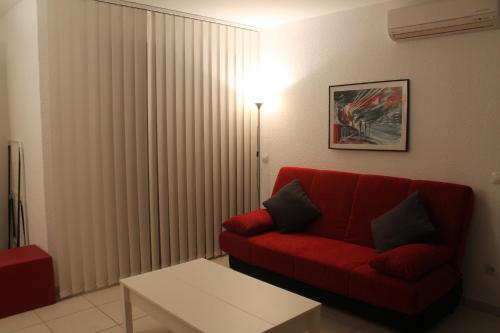 Absolute Apartment