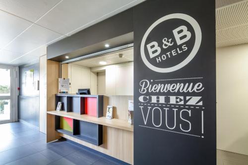 Фойє, B&B Hotel corbeil-essonnes in Корбей-Ессон