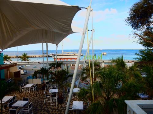 beranda/teres, Hotel Islander Bonaire in Kralendijk