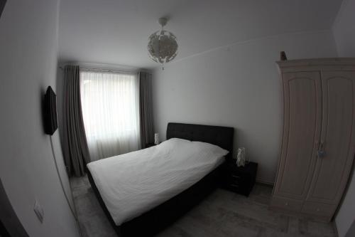 Apartment image 10