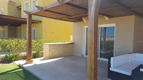 Diplomats villa 6 at the Mountain View North Cost Egypt Sahel Front View in 자위야트 아일라트 누