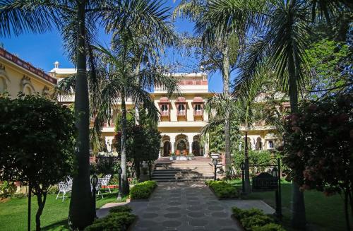 Alsisar Haveli - Heritage Hotel