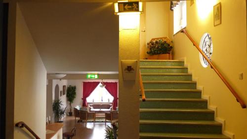 Facilities, Grums Old House in Grums