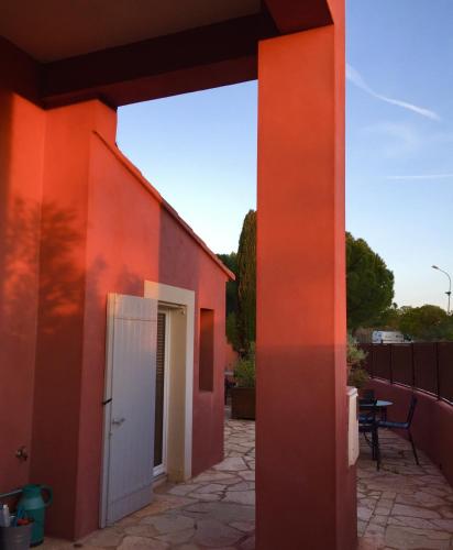 La Maison des Ocres - image 2