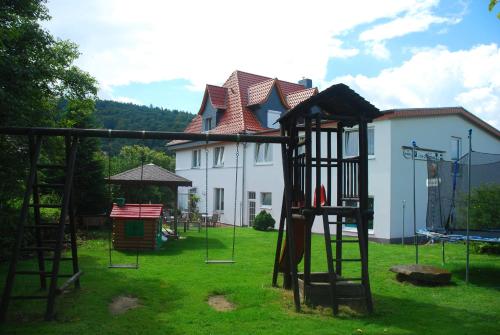 Gasthof zur Querenburg 4