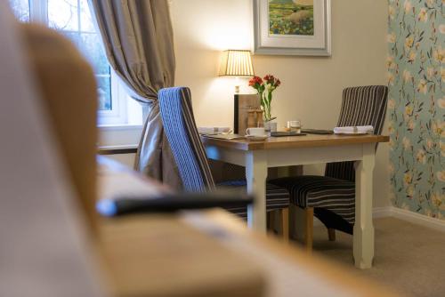 The Old Town Hall - image 8