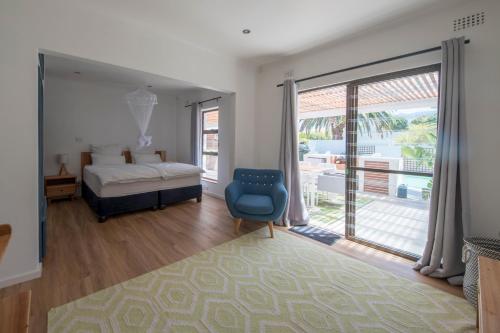 Three-Bedroom House image 8