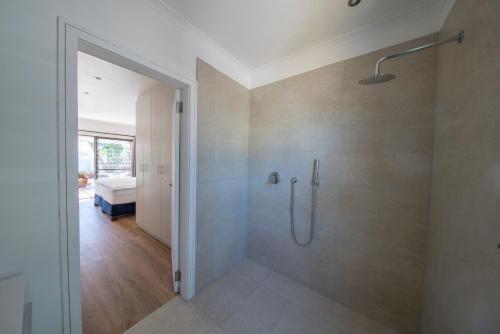 Three-Bedroom House image 3
