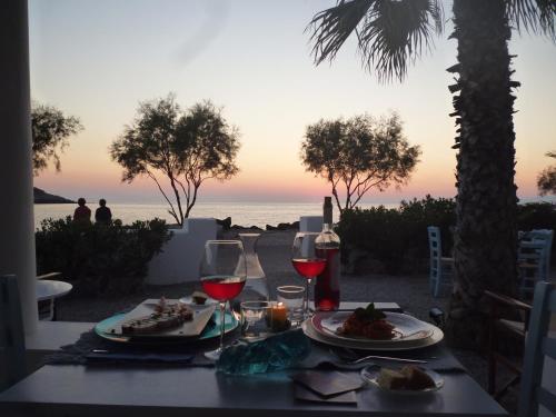 Strand, Oklacà Patmos Beach Rooms (Oklaca Patmos Beach Rooms) in Patmos