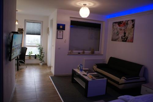 Top Oder Apartments- private parking