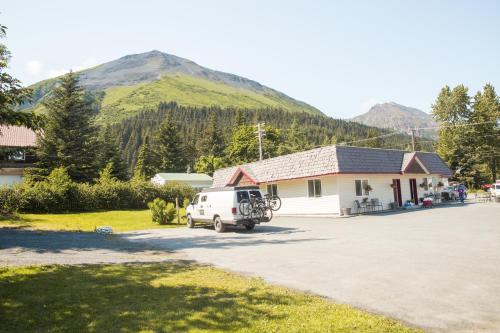 B&B Seward - Trailhead Lodging - Bed and Breakfast Seward