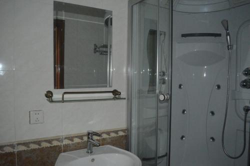 Chambre double, salle de bain privée