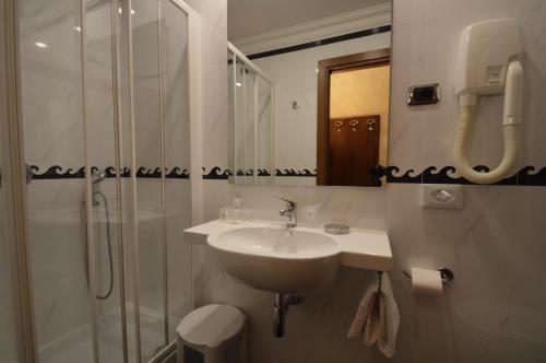 Hotel Montecarlo, Řím (fotografie 9)