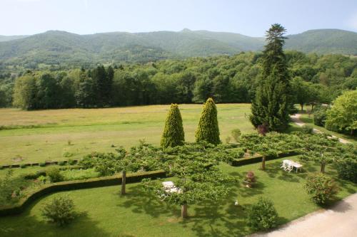 Chateau De Benac