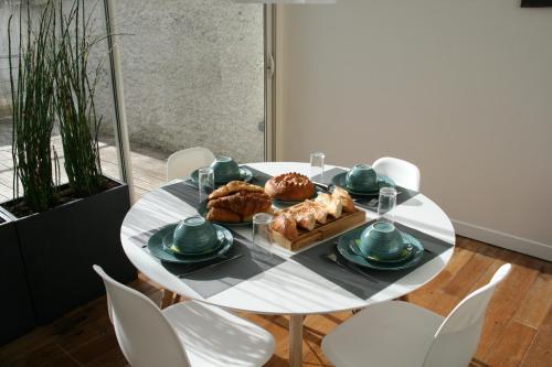 L'Iliade - Chambres d'hotes - B&B a Bouzy - Saint-Gibrien