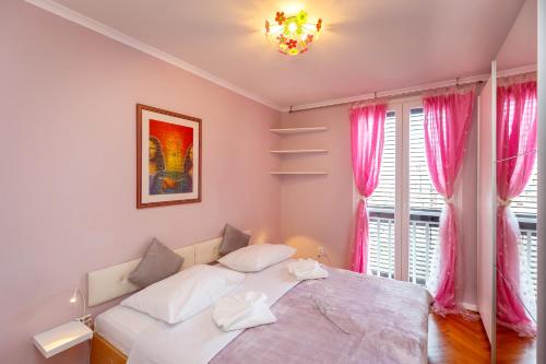 Skyscraper Apartment - image 14