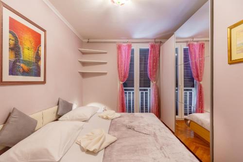 Skyscraper Apartment - image 9
