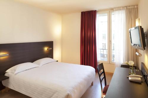 2 bedrooms, 3 beds