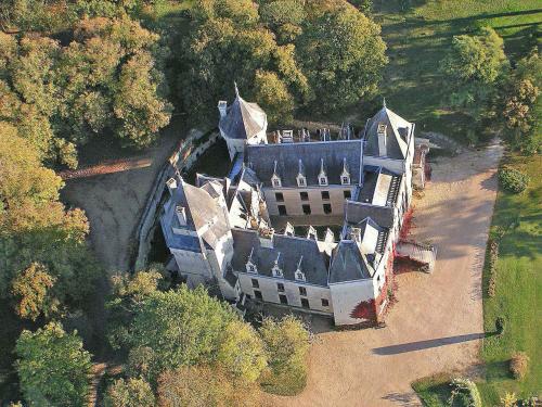 Château de Ternay maison, tables et chambres d'hôtes de caractère avec piscine, Val de Loire, Vienne