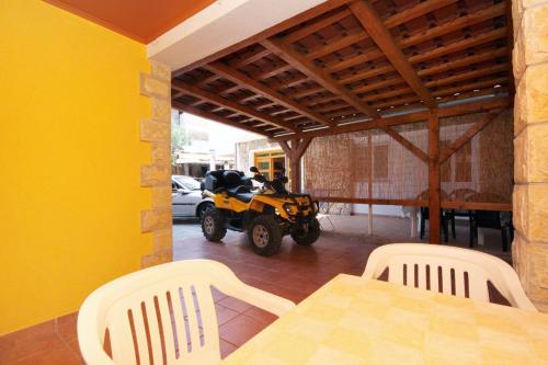 Apartments by the sea Promajna Makarska - 2674 - image 5
