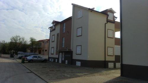 Apartments with a parking space Vodice - 15047 Vodice