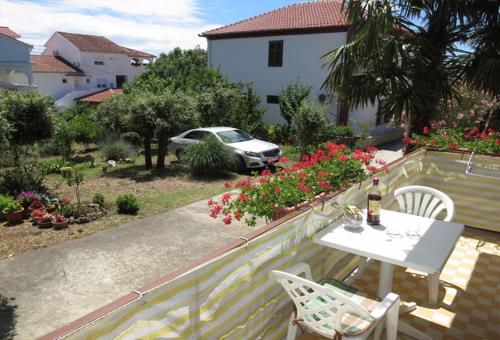 Apartments Ivo