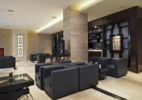 Bar/lounge, Grand Mercure Solo Baru in Surakarta