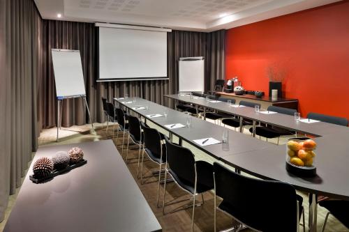 Adagio Grenoble Centre - image 5