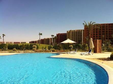 عمرو دياب Apartment Golf Bay Parties Area in El Alamein