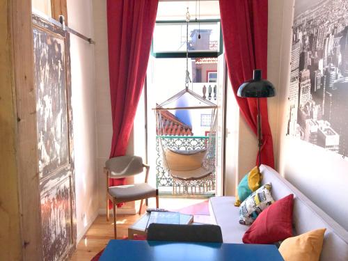 Alfama Patio Apartments 4