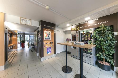 Lobby, B&B HOTEL Toulouse Cite de l'Espace Mouchotte in Montaudran-Lespinet