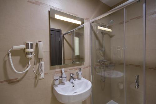 Respublika Apart-hotel - image 6