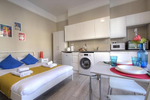 Blenheim Holiday Apartments, Cricklewood, London