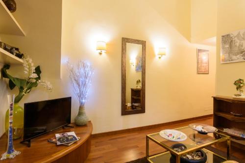 Apartment Margutta Center - image 10